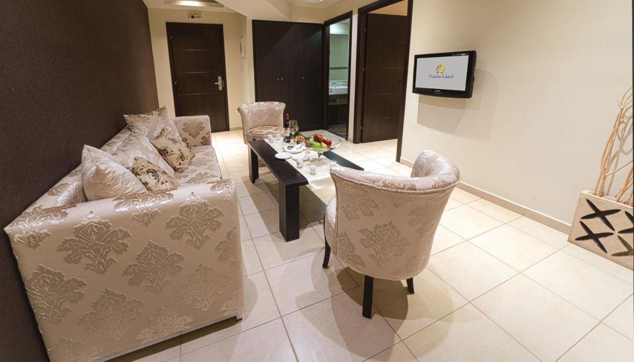 Amalias Hotel Курута Экстерьер фото